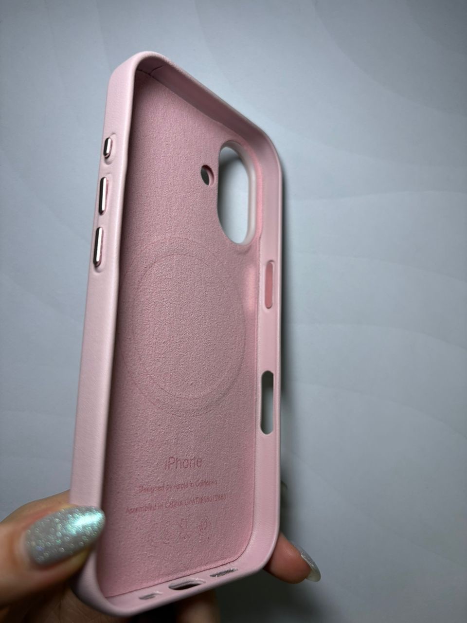 Case iPhone 17 de cuero con MagSafe  - imagen 3