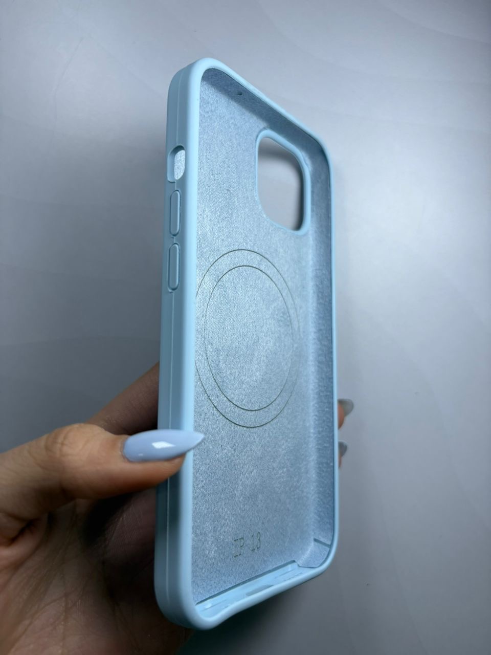 Case silicone premium iPhone 13 / iPhone 14 - imagen 2