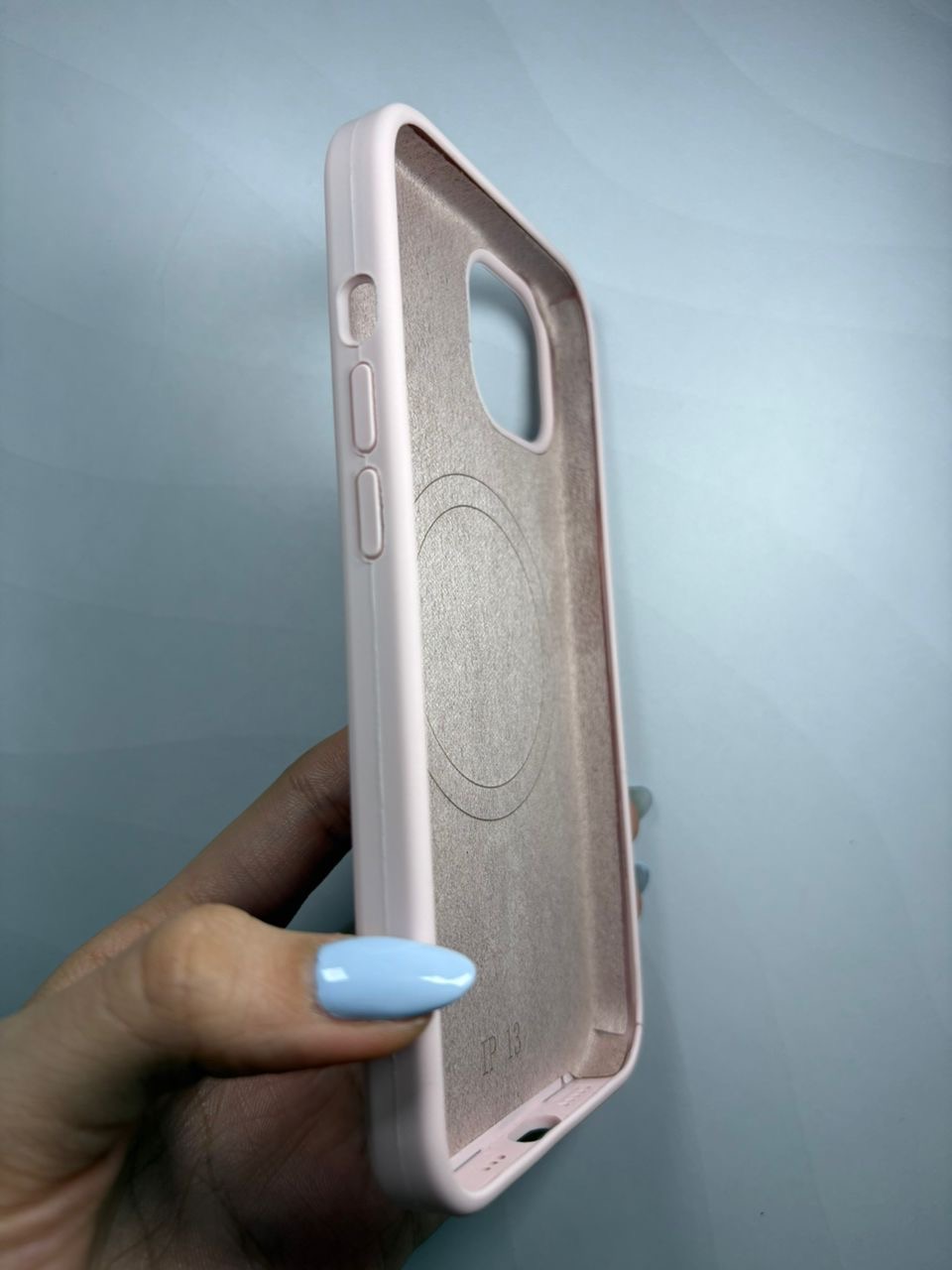 Case silicone premium iPhone 13 / iPhone 14 - imagen 2