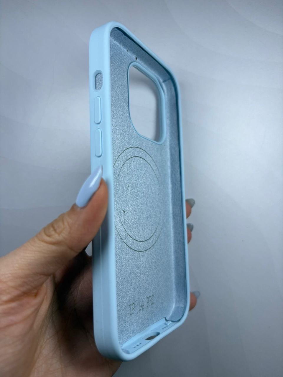 Case silicone premium iPhone 14 Pro - imagen 2