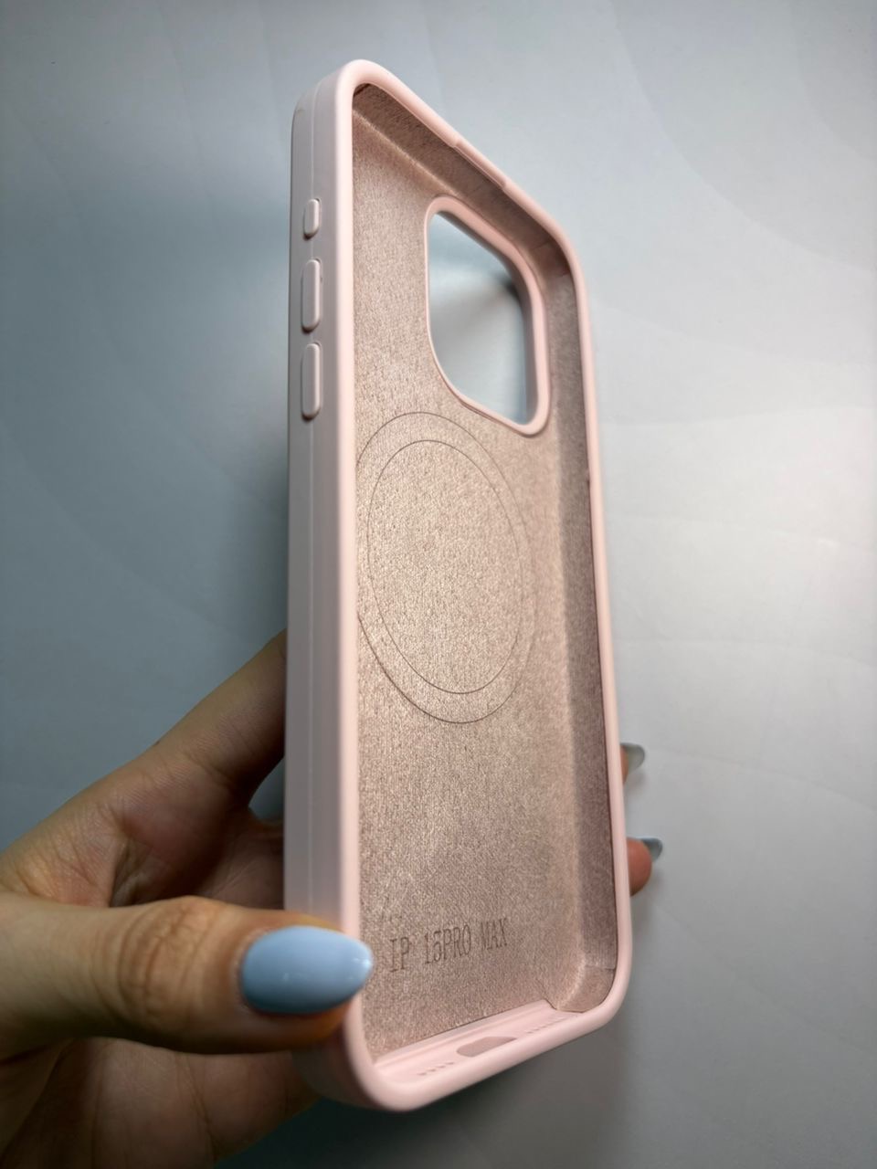 Case silicone premium iPhone 15 Pro Max - imagen 2