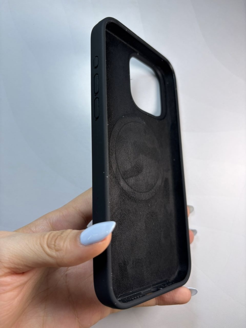 Case silicone premium iPhone 15 Pro Max - imagen 2