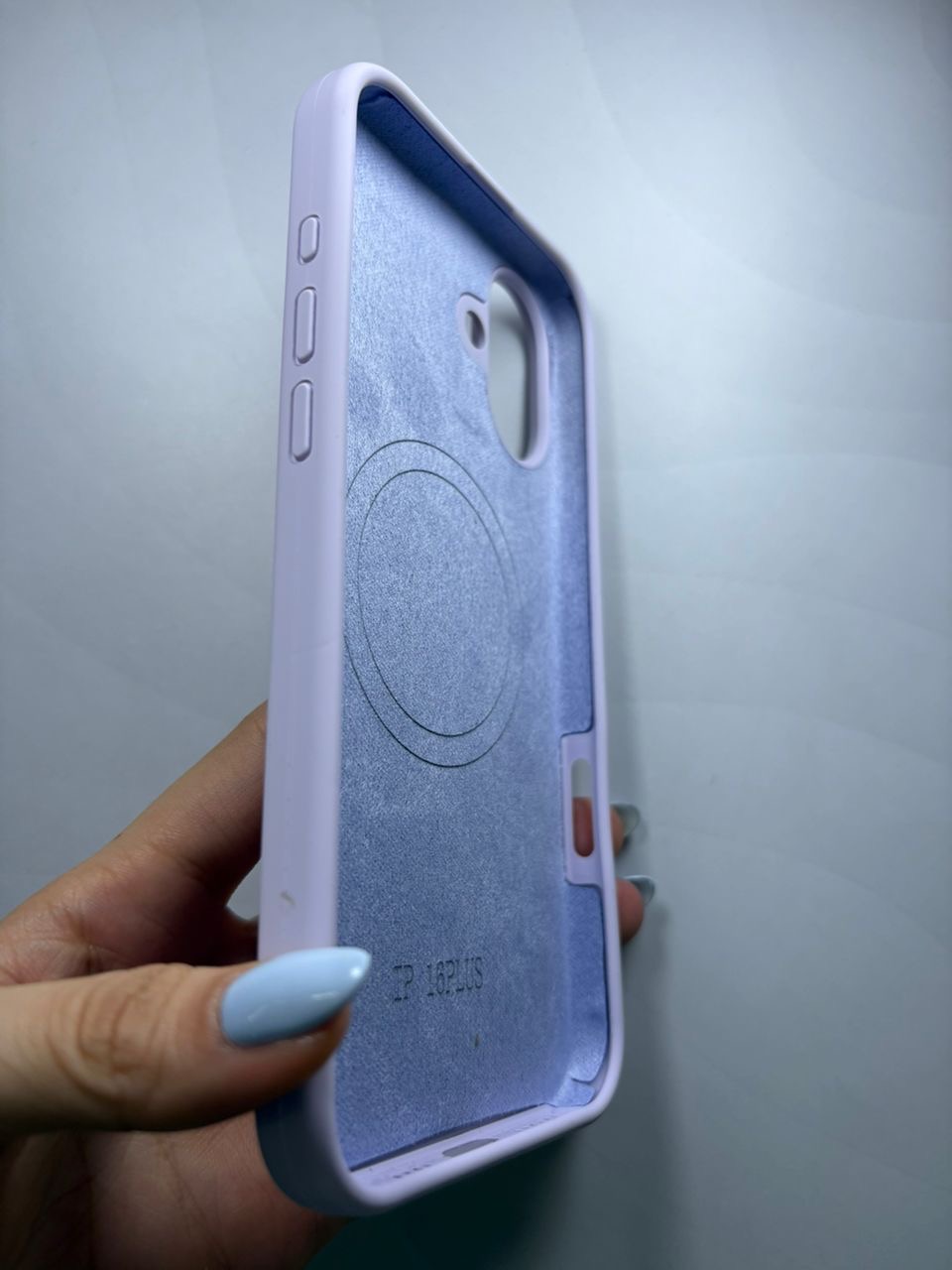 Case silicone premium iPhone 16 Plus - imagen 2