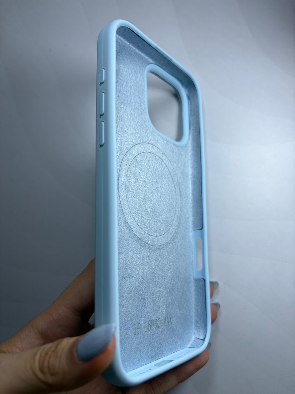 Case silicone premium iPhone 16 Pro Max - imagen 2