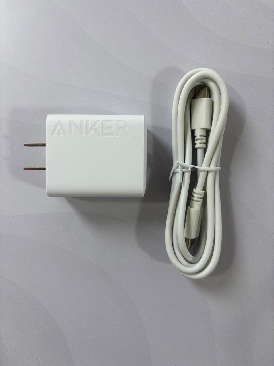 Cubo 25w y cable tipo c marca Anker - TuCase.sc