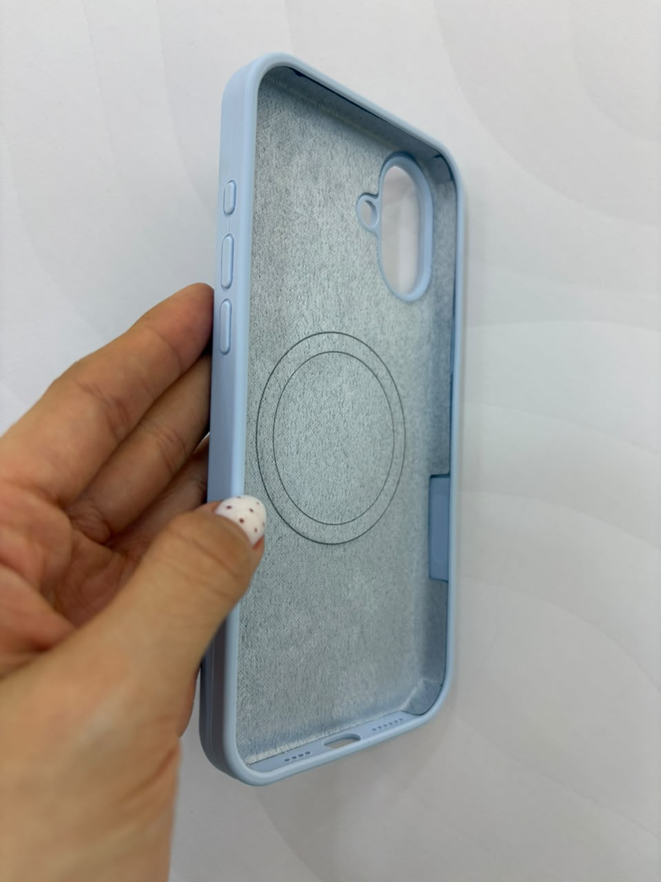 Case silicone con MagSafe iPhone 16 Plus - imagen 2
