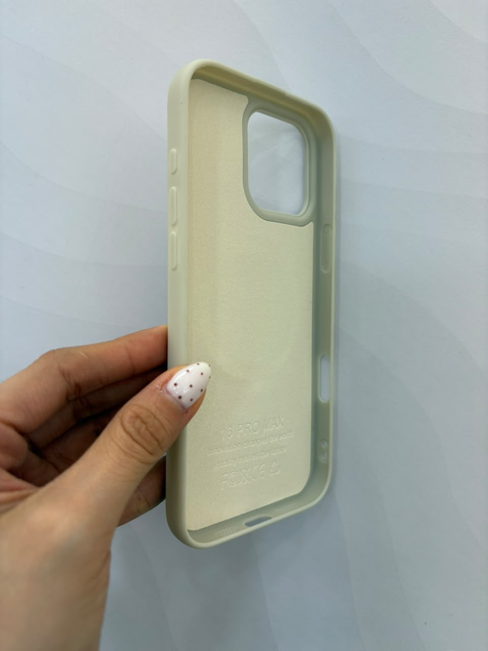 Case iPhone 16 Pro Max - imagen 2