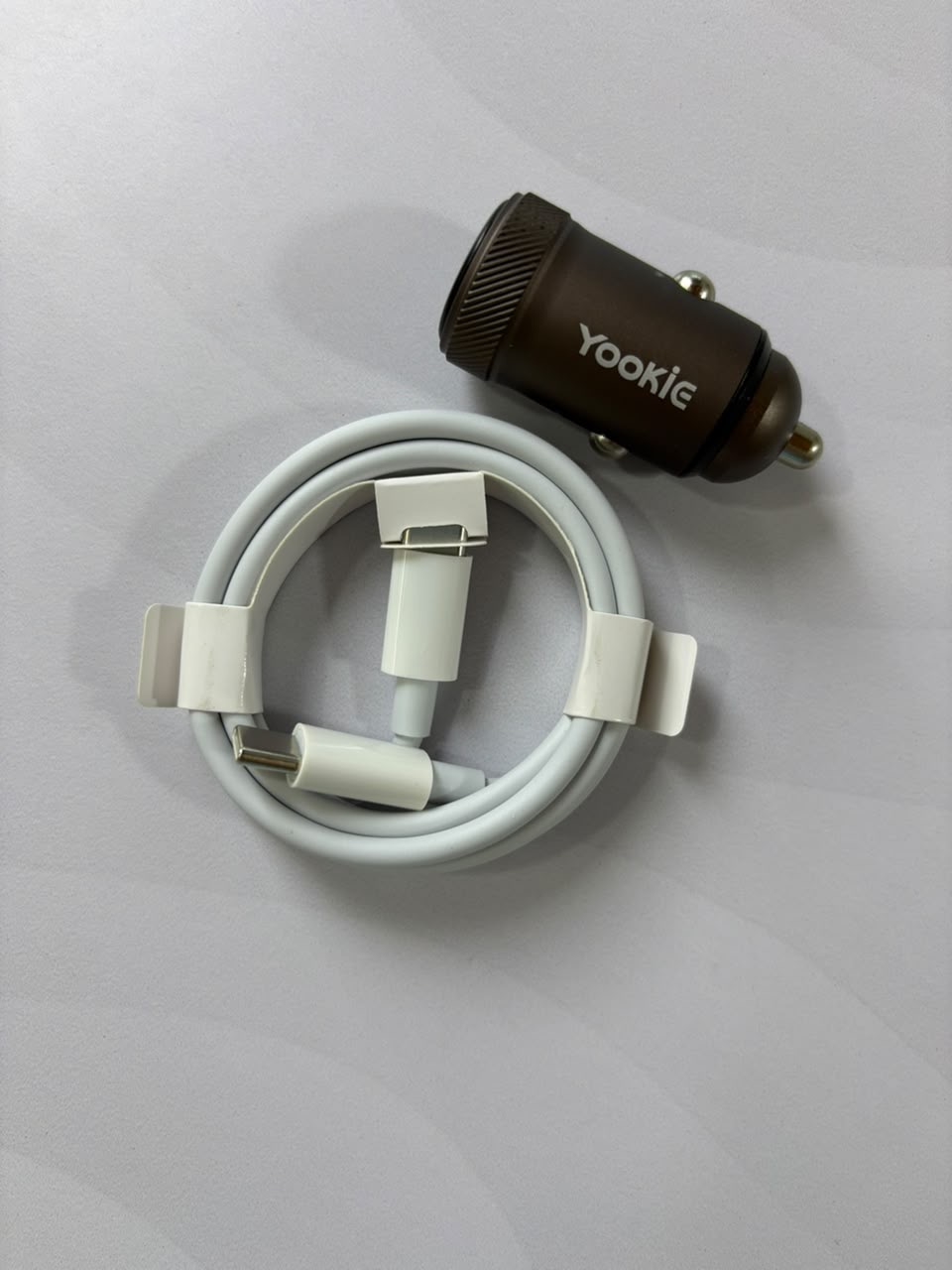 Cargador de carro 30w Marca Yookie - imagen 4