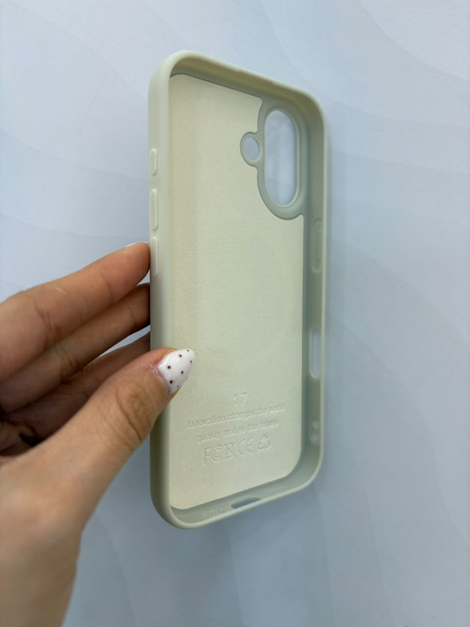 Case iPhone 17 - imagen 2