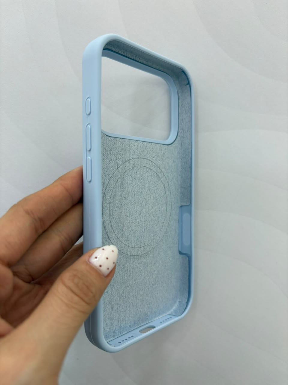 Case silicone con MagSafe iPhone 17 Pro / 18 Pro - imagen 2
