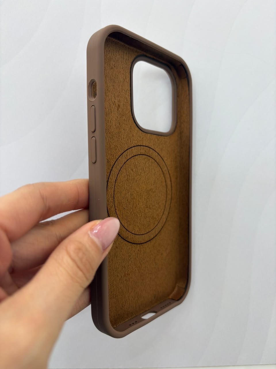 Case silicone con MagSafe iPhone 14 Pro - imagen 2