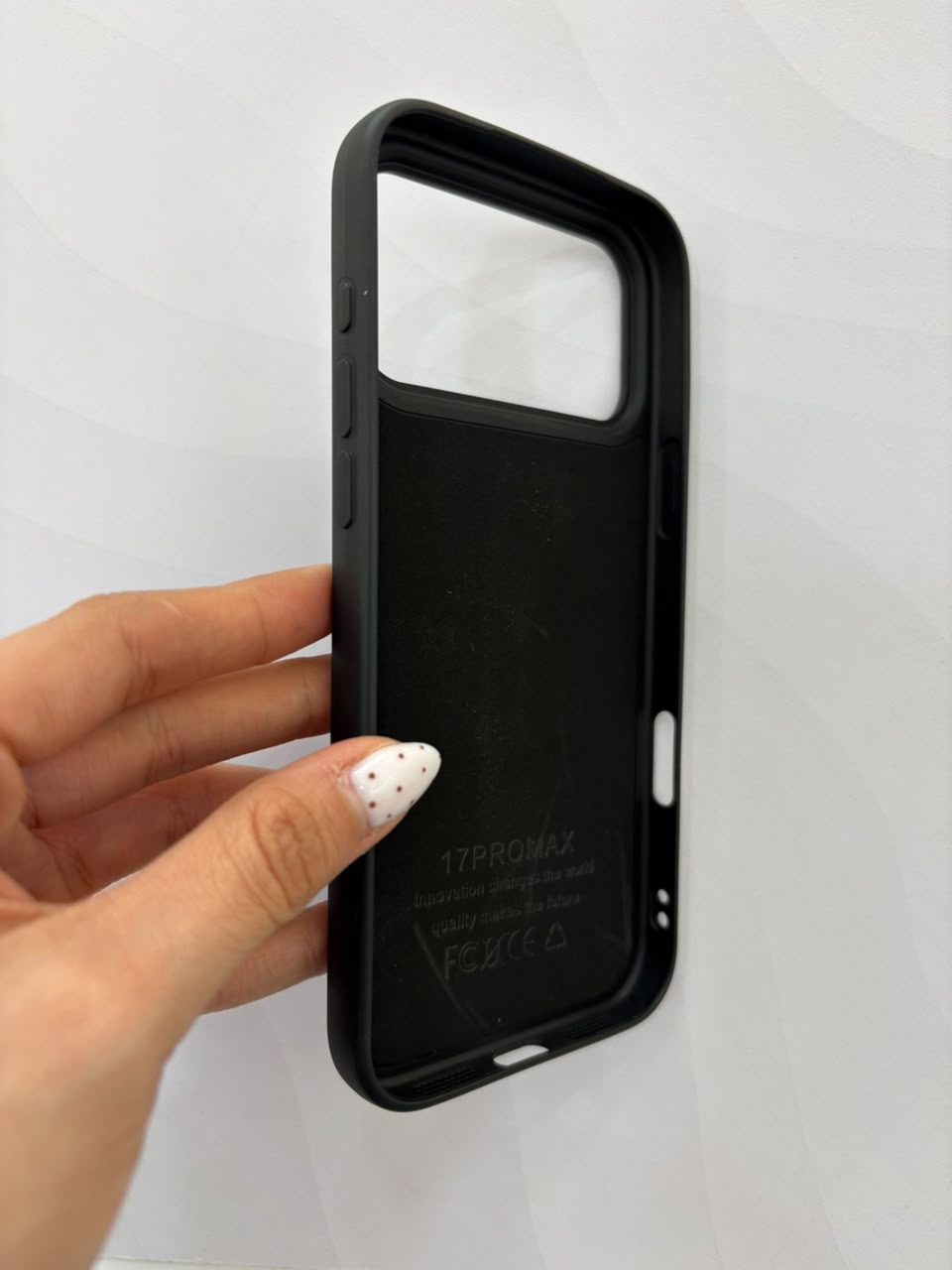 Case iPhone 17 Pro Max / 18 Pro Max - imagen 2