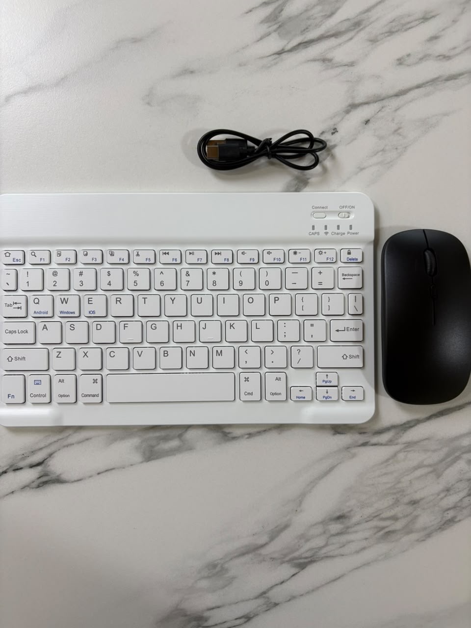 Teclado blanco +  mouse negro - imagen 3