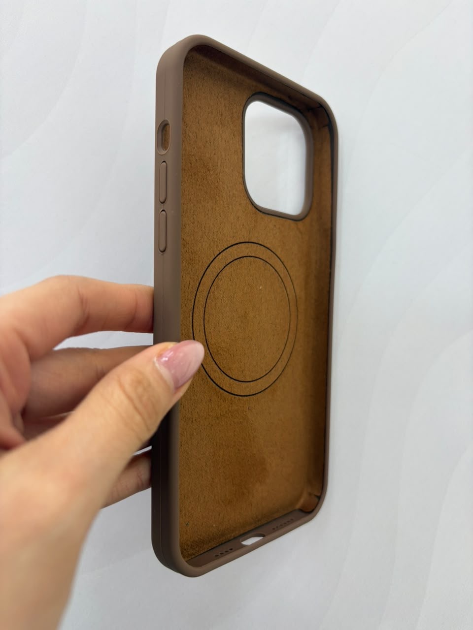 Case silicone con MagSafe iPhone 14 Pro Max - imagen 2