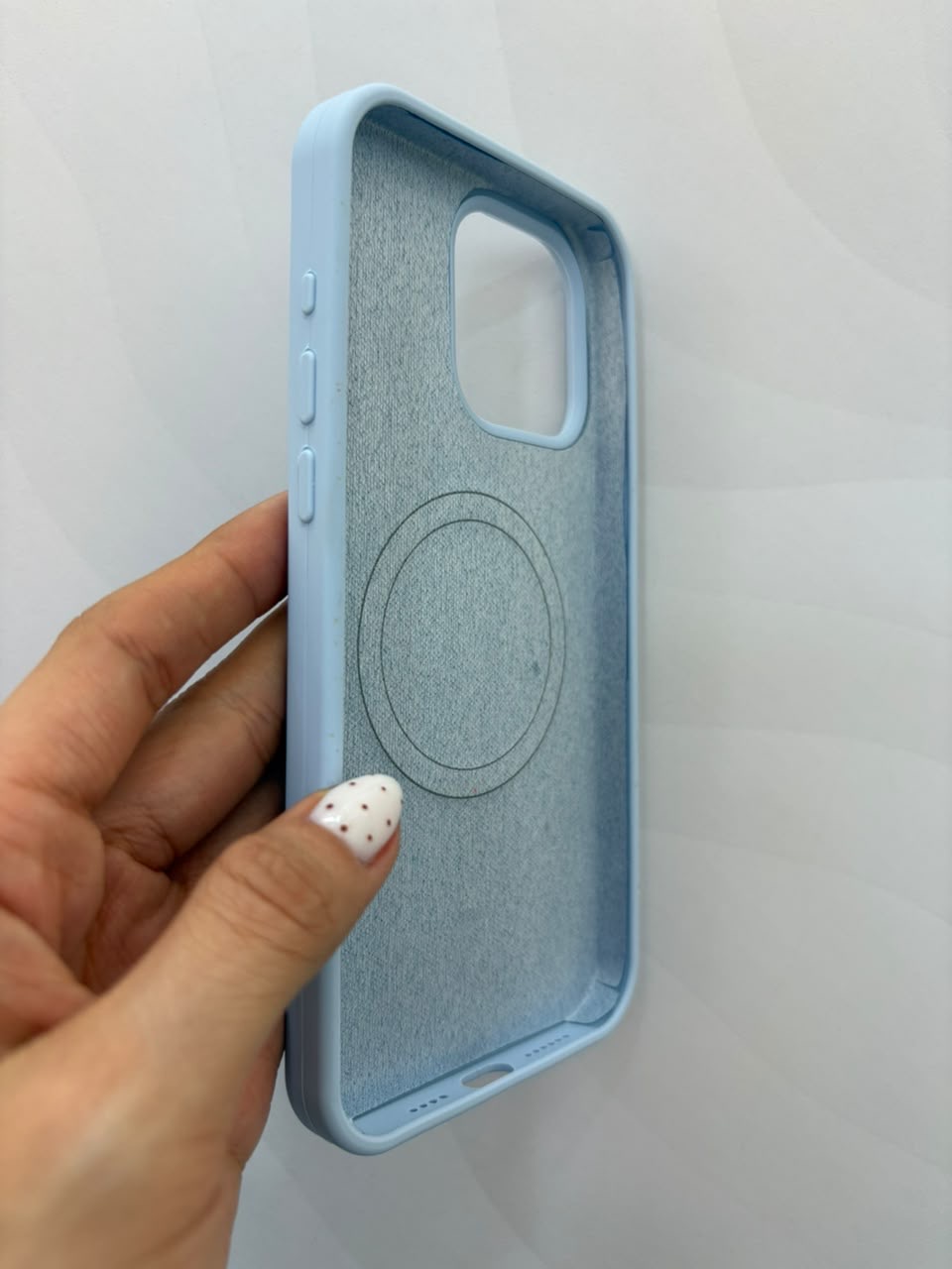 Case silicone con MagSafe iPhone 15 Pro Max - imagen 2