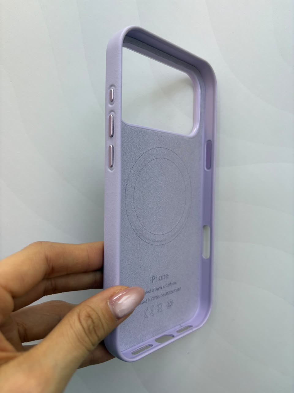 Case de cuero con MagSafe iPhone 17 Pro Max - imagen 3
