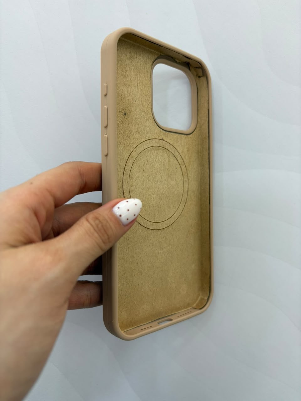 Case silicone con MagSafe iPhone 15 Pro Max - imagen 2