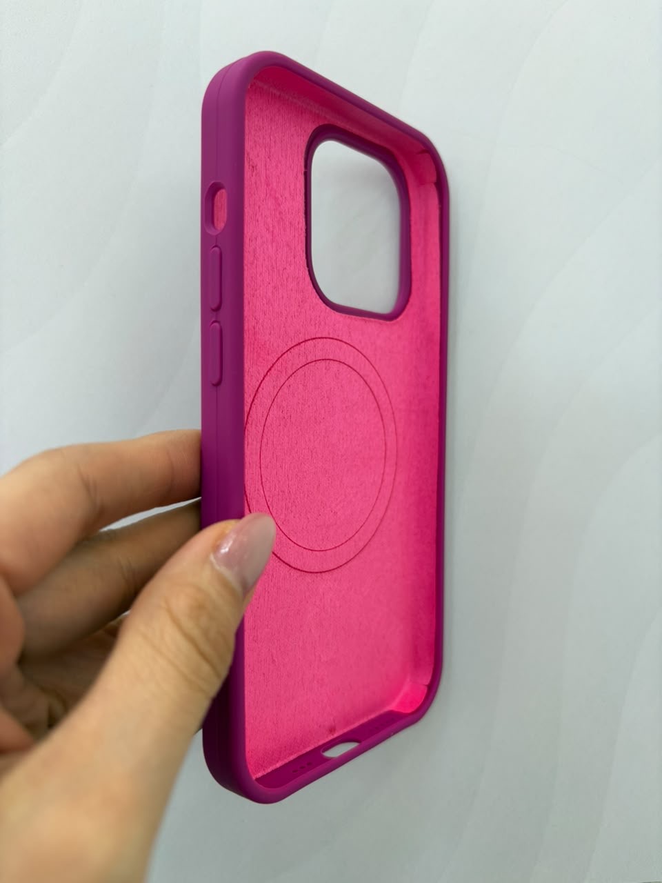 Case silicone con MagSafe iPhone 14 Pro - imagen 2