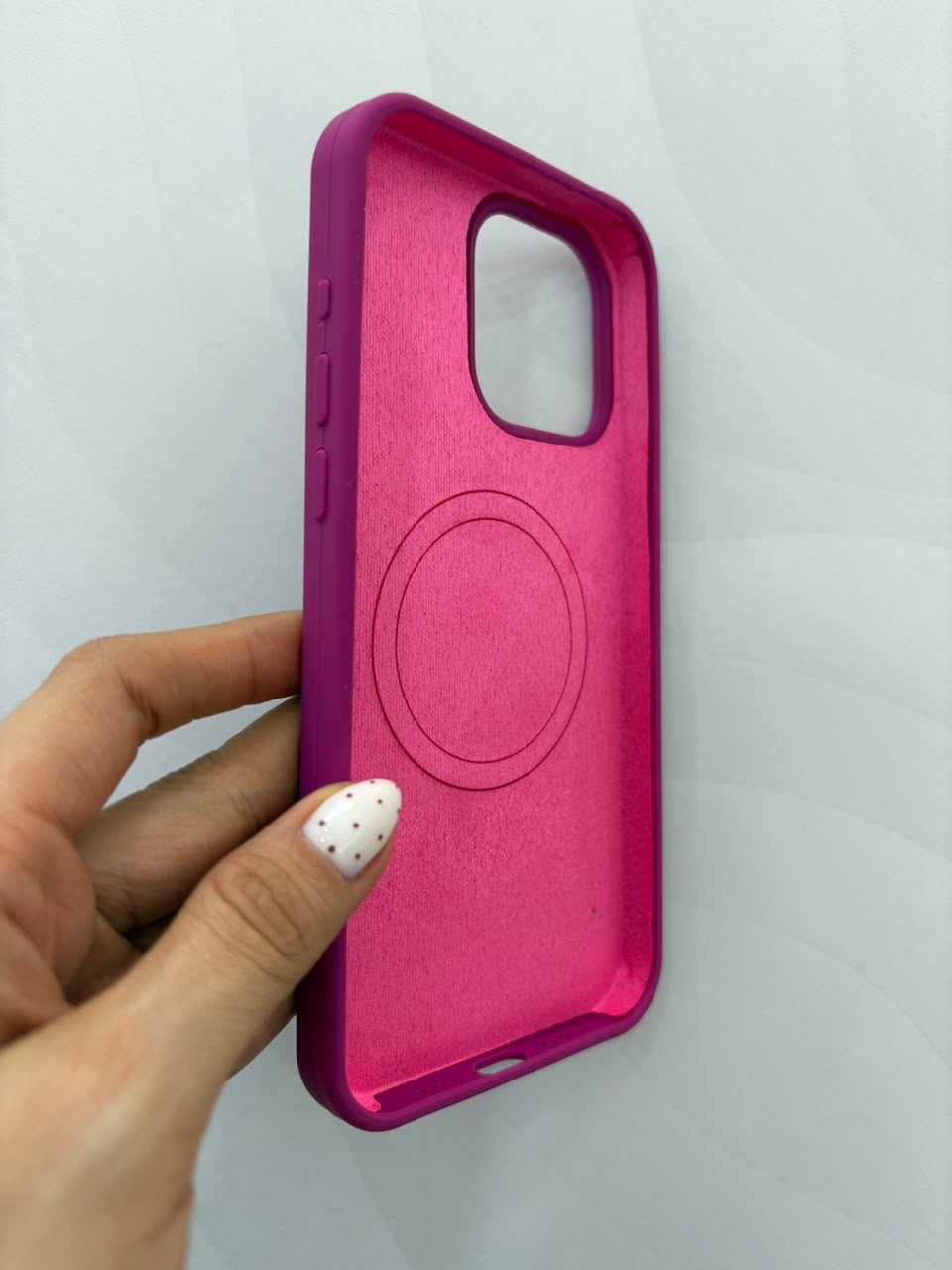 Case silicone con MagSafe iPhone 15 Pro Max - imagen 2