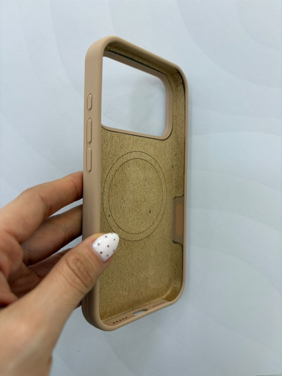 Case silicone con MagSafe iPhone 17 Pro / 18 Pro - imagen 2