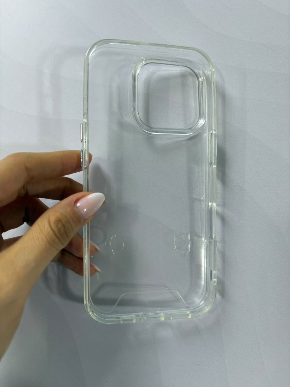 Case transparente iPhone 16 Pro - imagen 2